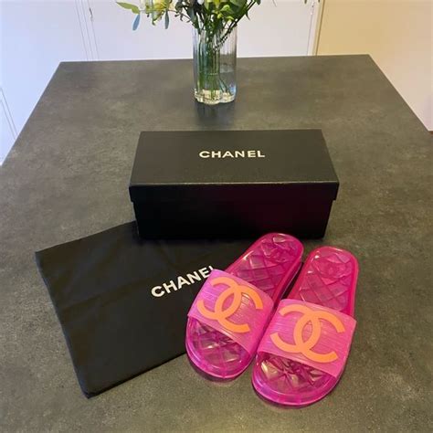 chanel pool slides chanel slides chanel rubber slides 